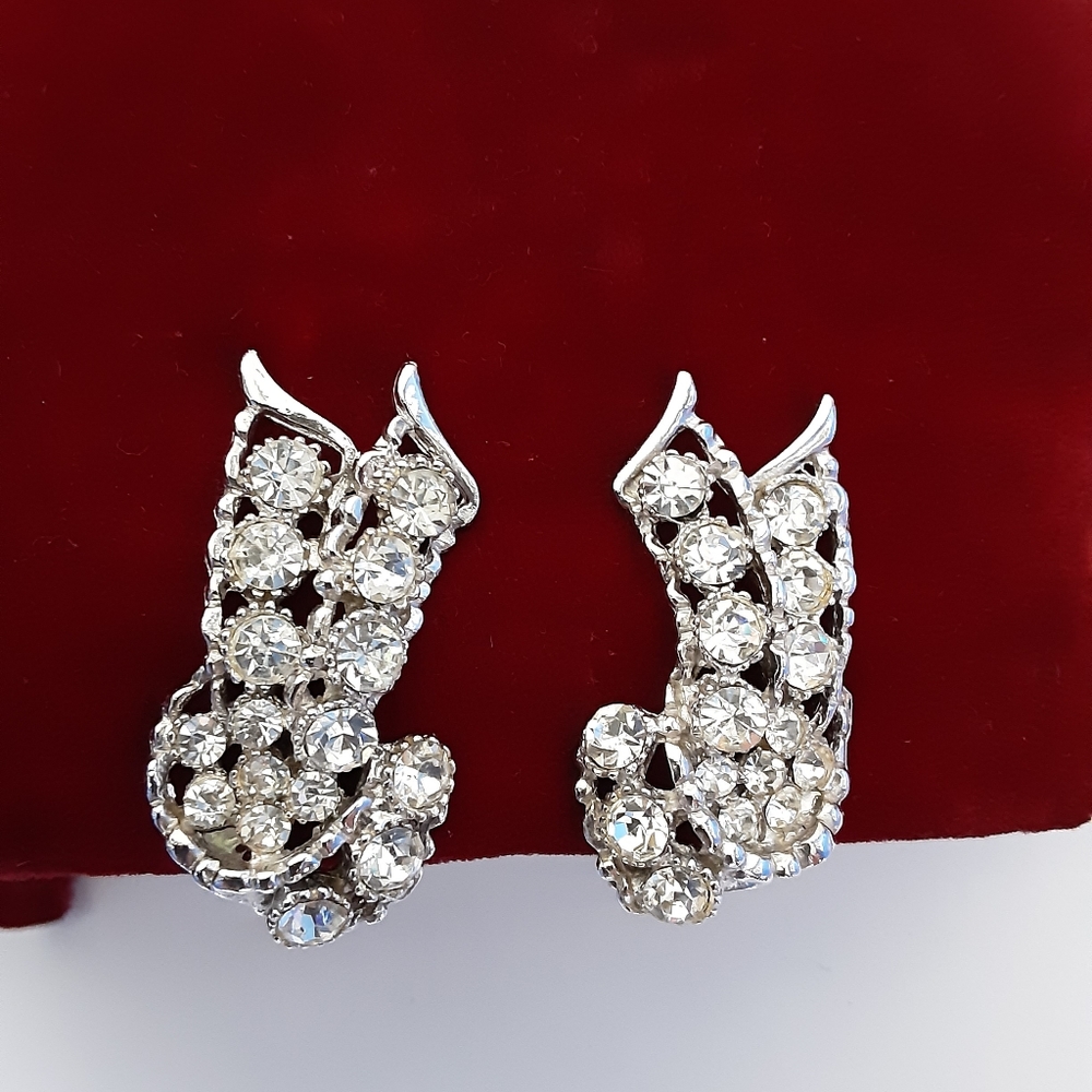 Large Vintage Rhinestone Clip Earrings Silver Tone Wedding Bridal Evening Glam